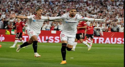 النصيري يقود الهجوم وديبالا أساسياً.. تشكيل إشبيلية وروما في نهائي الدوري الأوروبي